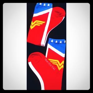 ❤️2 for $20❤️ trendy wonder women socks
